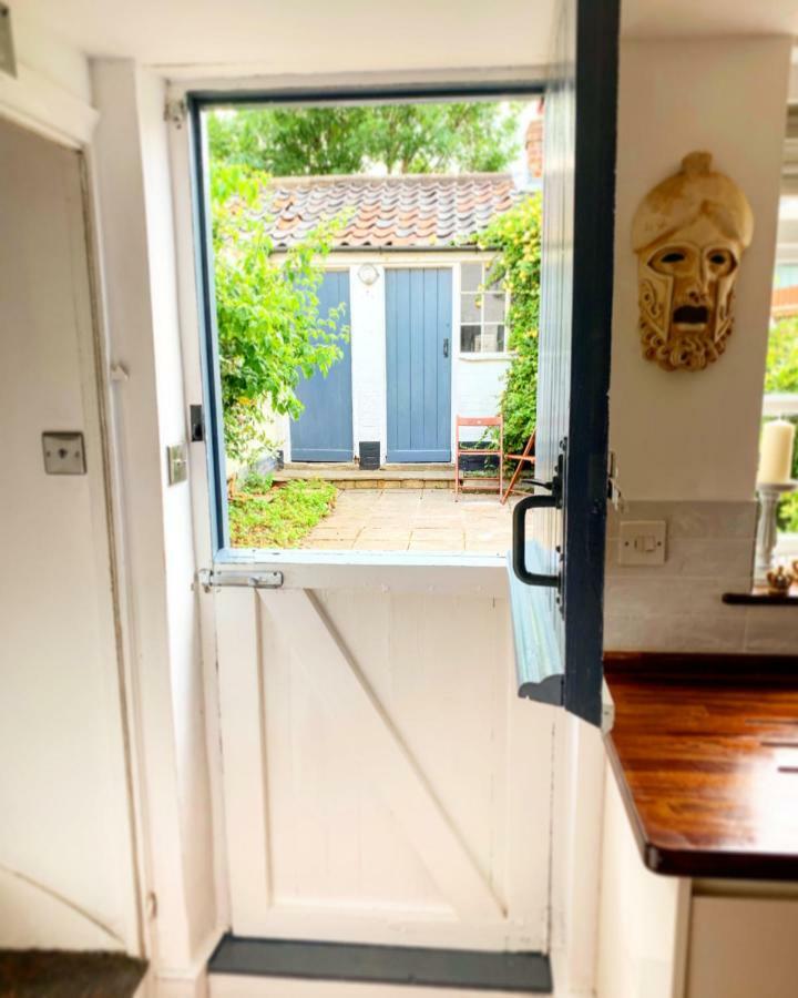 Sweet & Cosy 10 Bridewell Cottage With Parking Available Upon Request Bury St. Edmunds Экстерьер фото