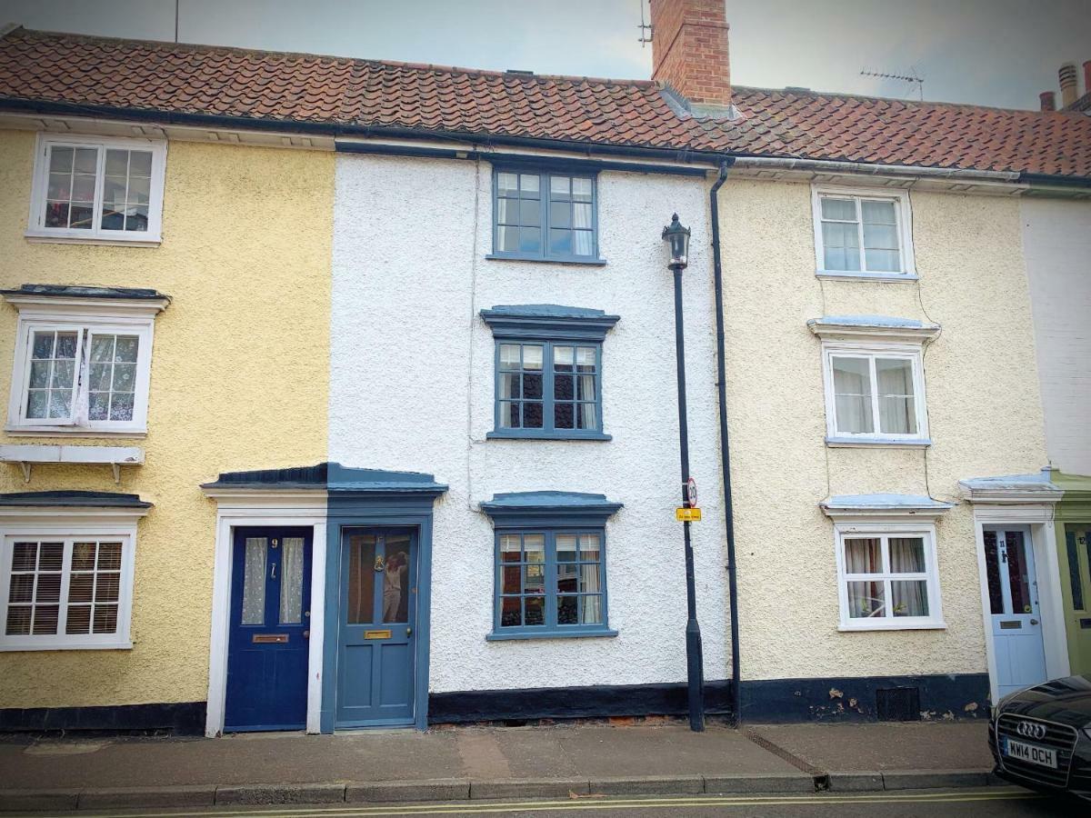Sweet & Cosy 10 Bridewell Cottage With Parking Available Upon Request Bury St. Edmunds Экстерьер фото